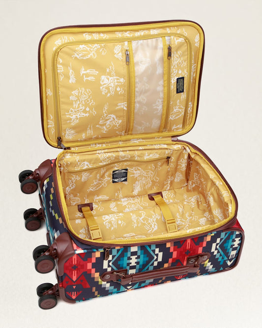 CARICO LAKE 20" SOFTSIDE SPINNER LUGGAGE
