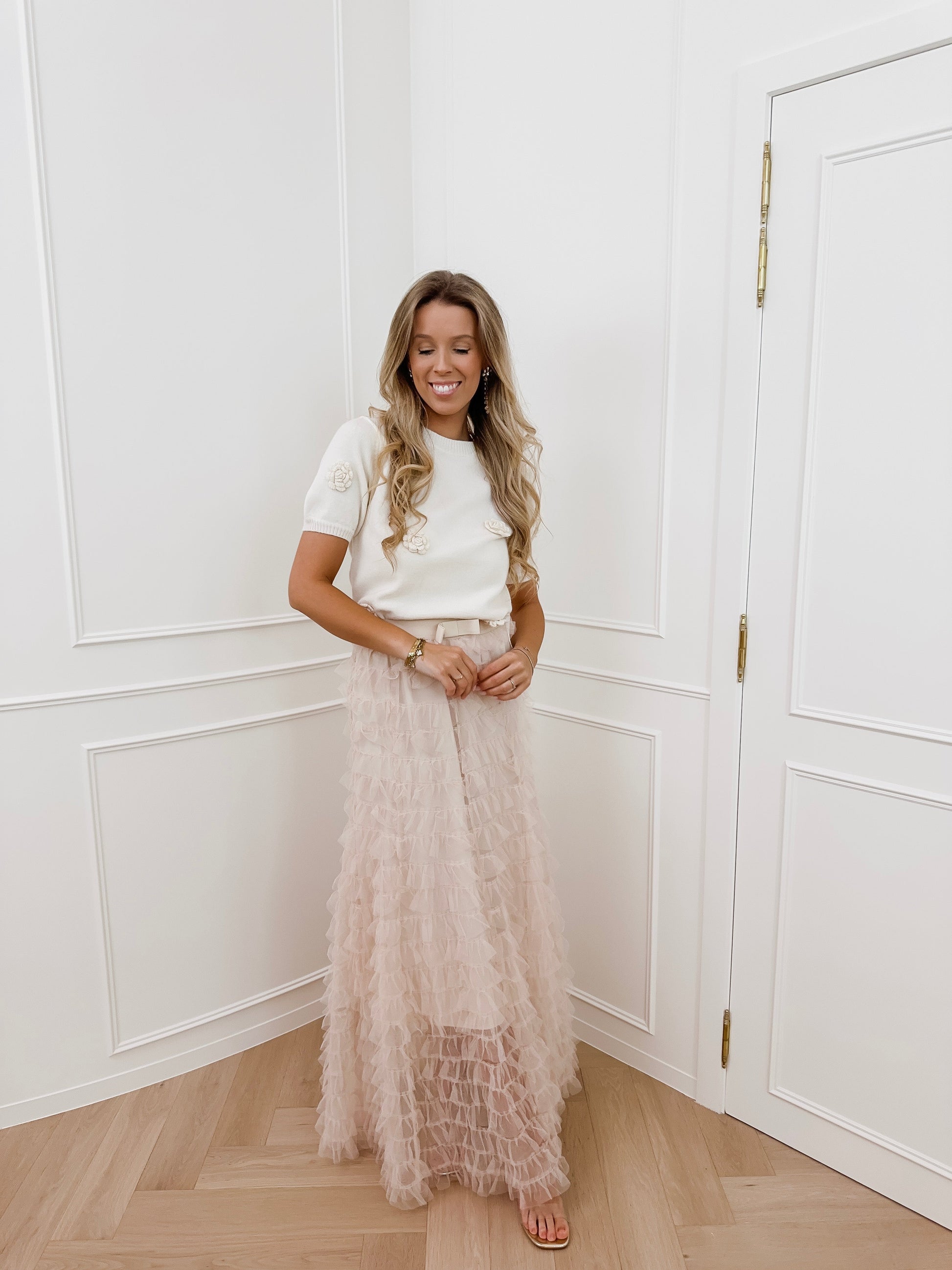 Sand Lace Layerd Skirt